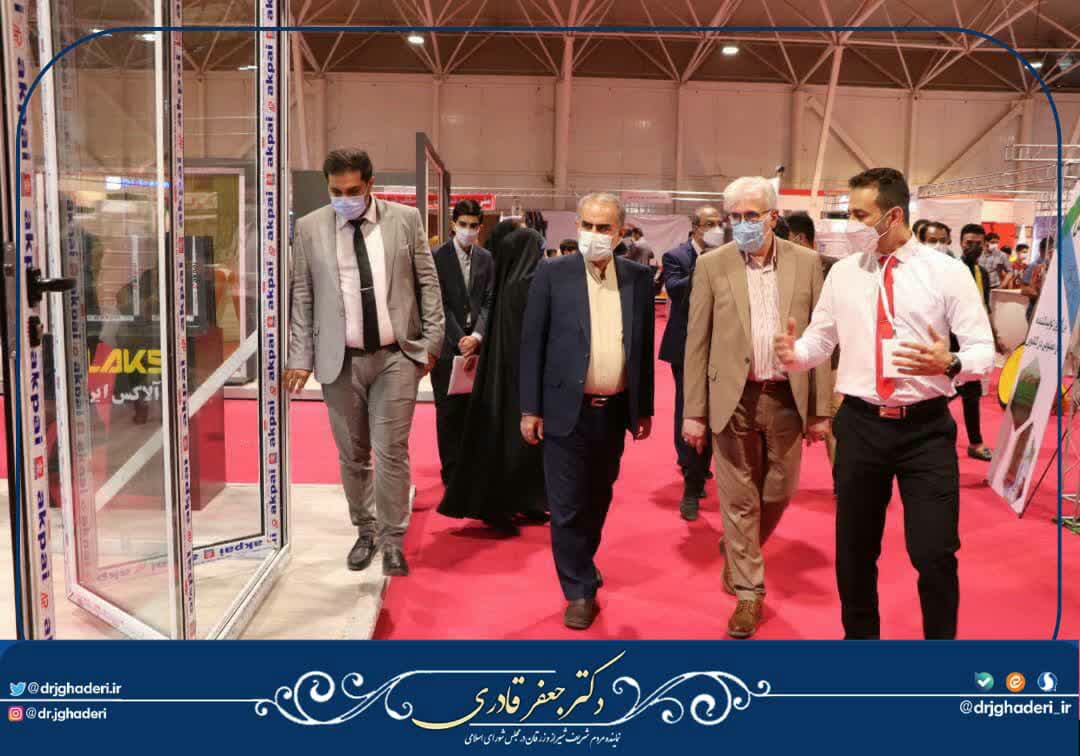 حضور دکتر جعفر قادری نماینده شیراز و زرقان در نمایشگاه صنعت ساختمان