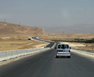آزاد راه شیراز-اصفهان با سفر هیئت دولت به فارس افتتاح می‌شود